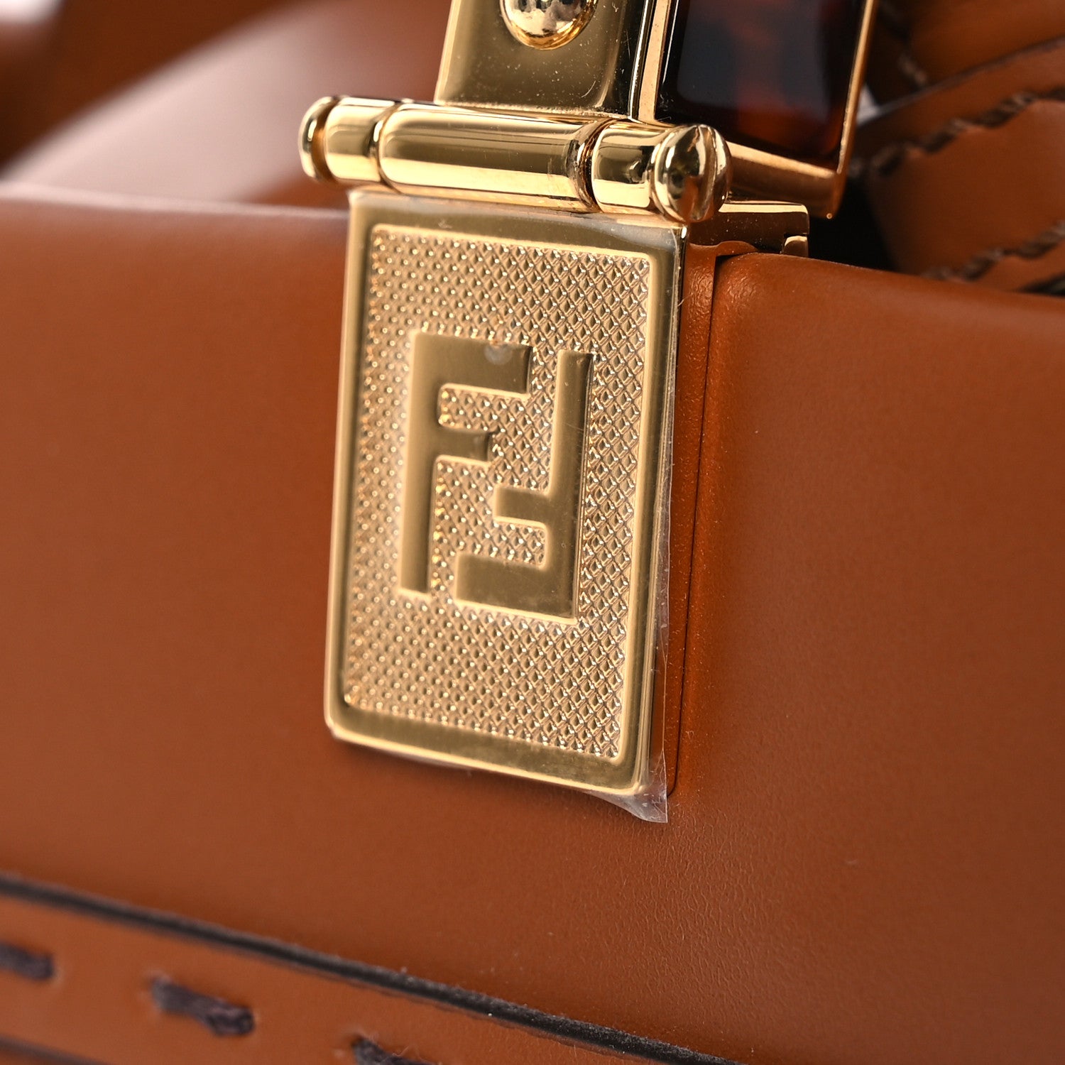 Fendi Vitello King Plexiglass Logo Embossed Small Fendi Sunshine Shopper Tote Cuoio 11 of 11