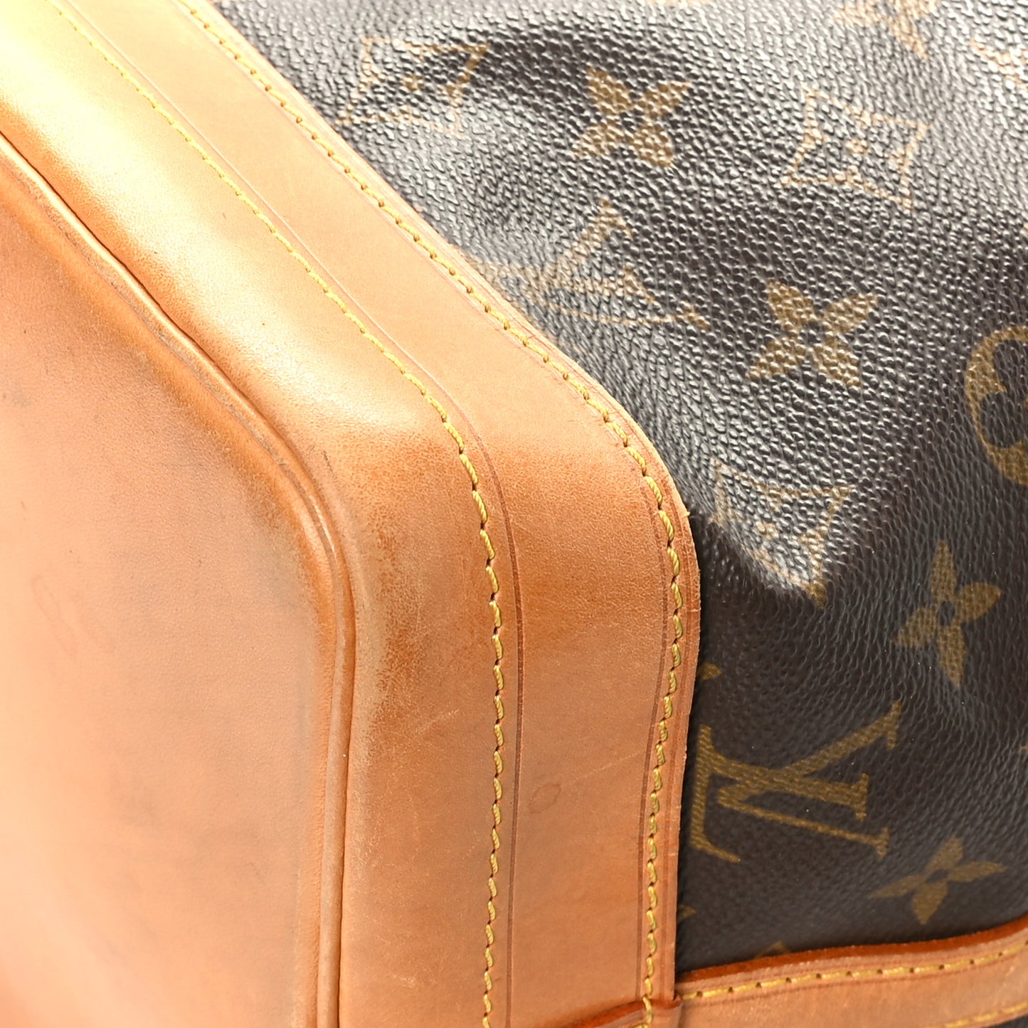 Monogram Noe