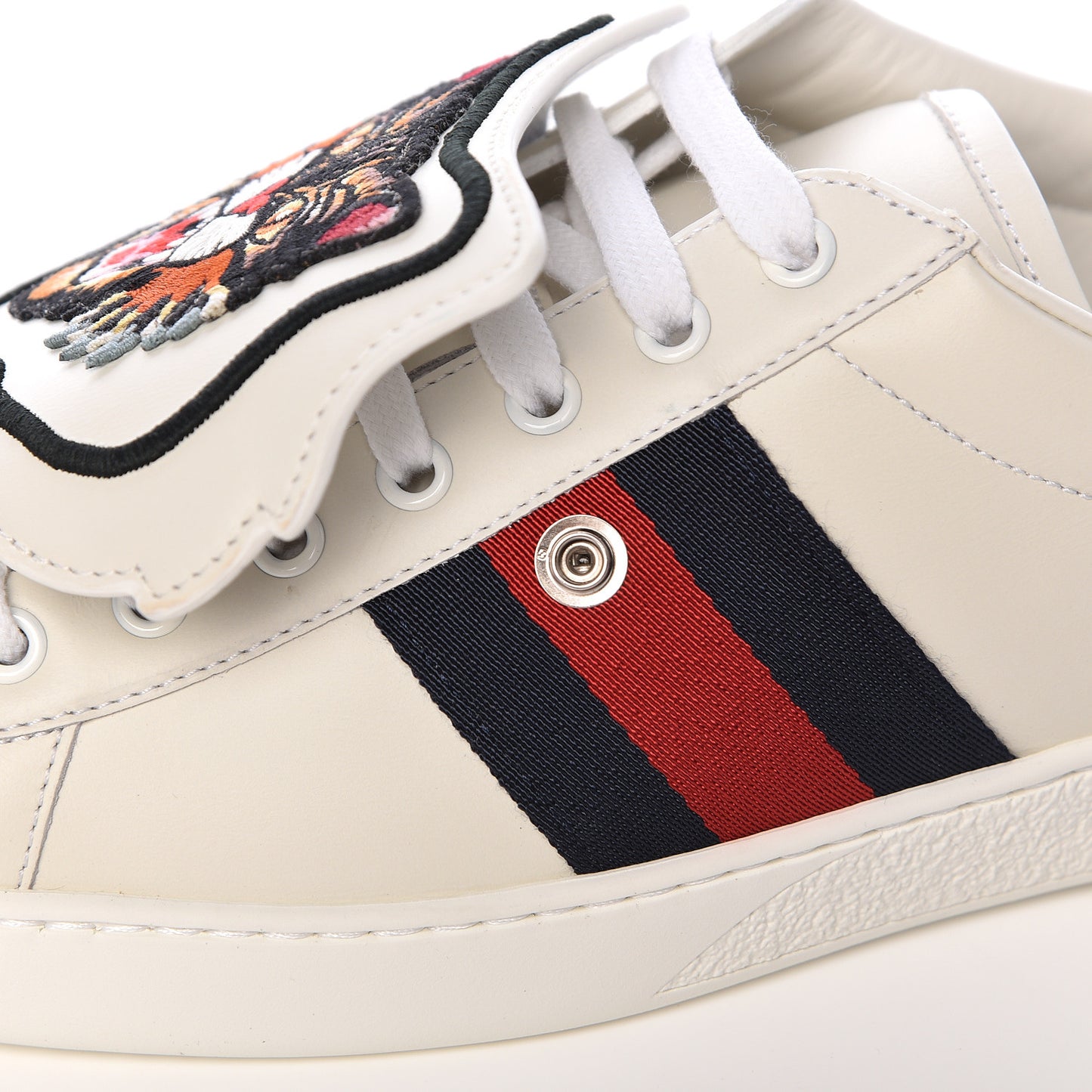 Calfskin Ayers Web Angry Cat Embroidered Mens Ace Sneakers 11.5 White