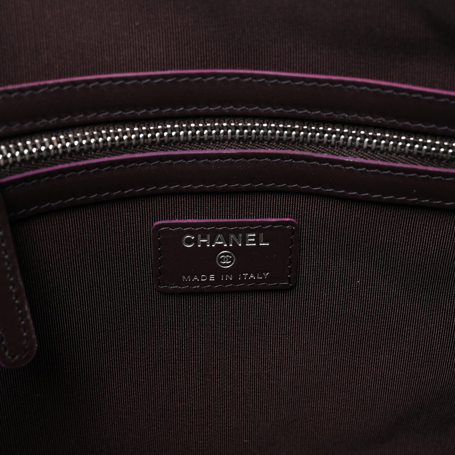 Chanel Iridescent Crumpled Calfskin CC Ripples Medium Cosmetic Case Purple 6 of 7