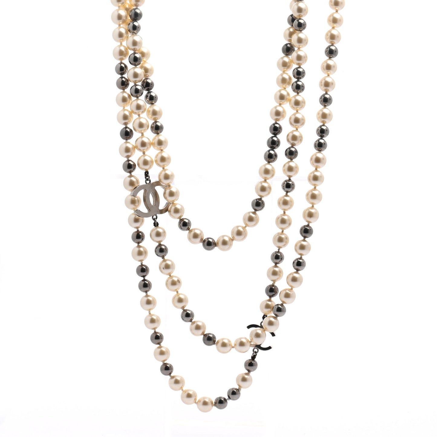 Pearl CC Long Necklace Silver Pearly White Grey