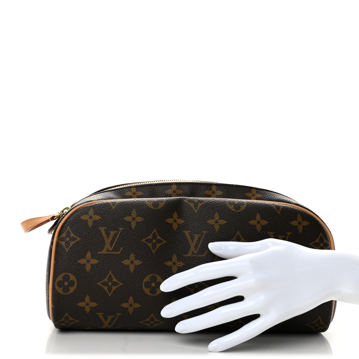 Louis Vuitton Monogram King Size Toiletry Bag 2 of 10