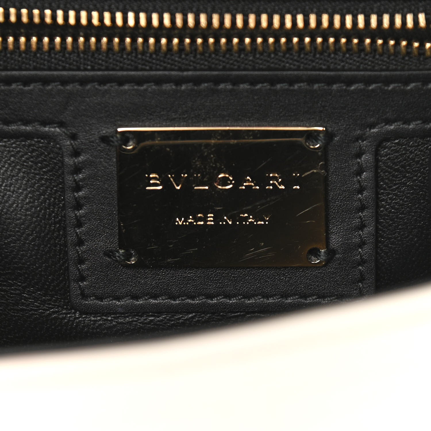 Bulgari Quilted Nappa Smooth Calfskin Serpenti Forever Diamond Blast Shoulder Bag Ivory 6 of 9