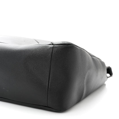 Valentino Garavani Nappa Monochrome One Stud Hobo Black 9 of 10