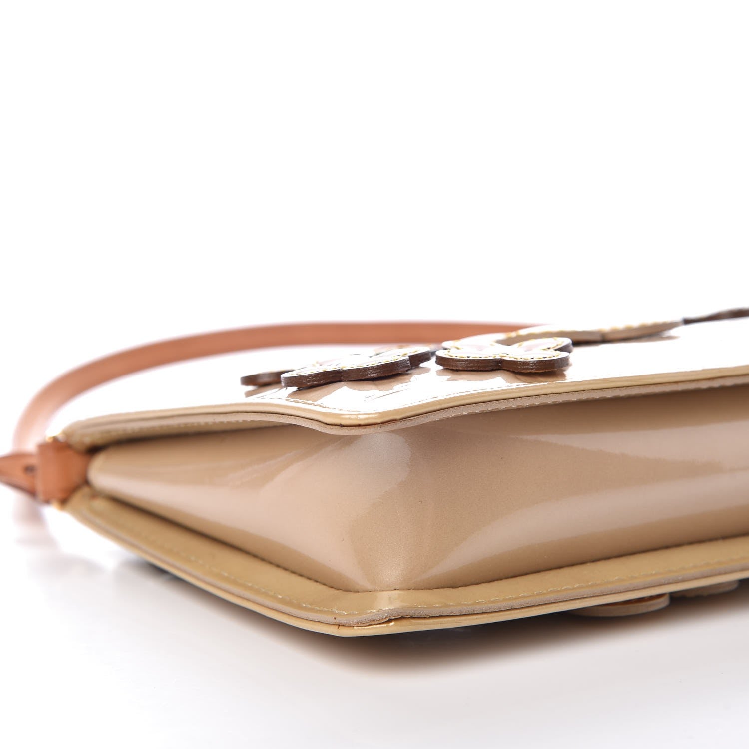 Louis Vuitton Vernis Lexington Fleurs Pochette Beige 11 of 14