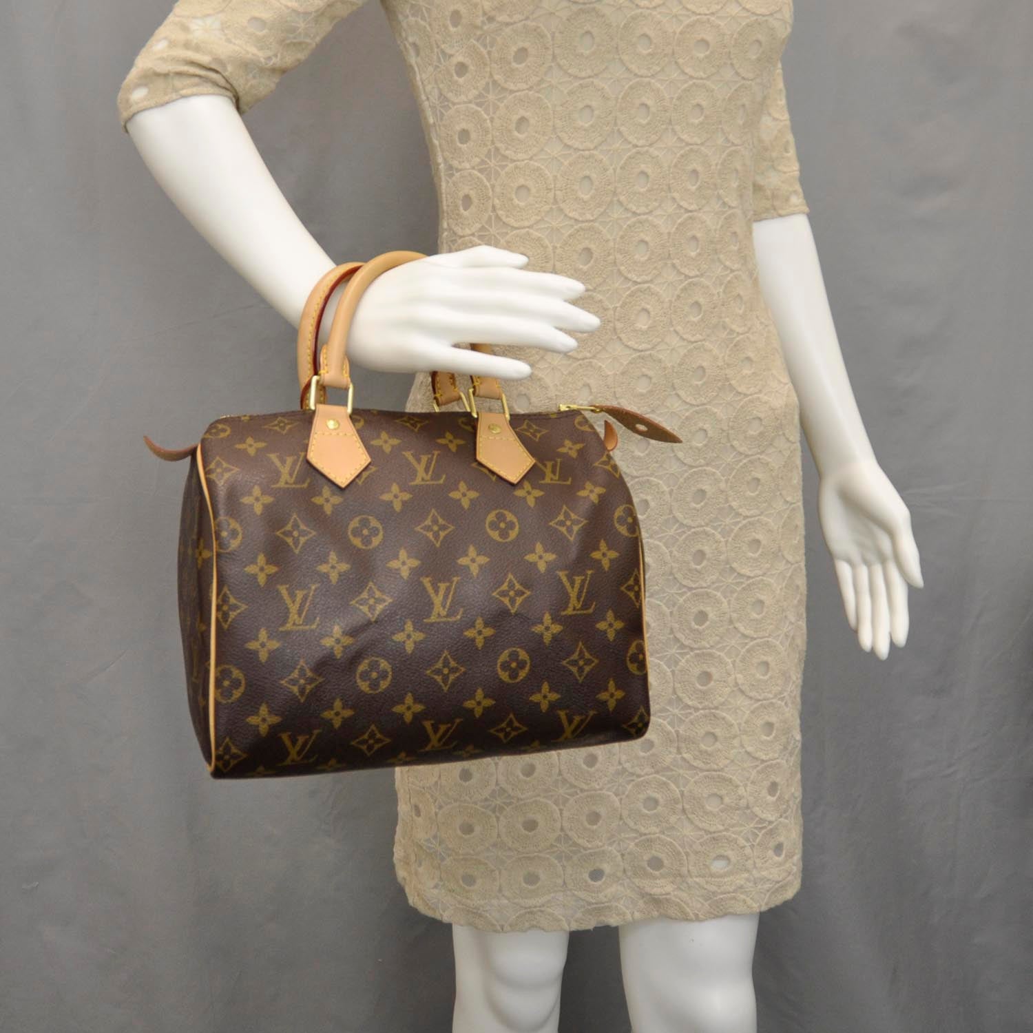 Louis Vuitton Monogram Speedy 25 2 of 9