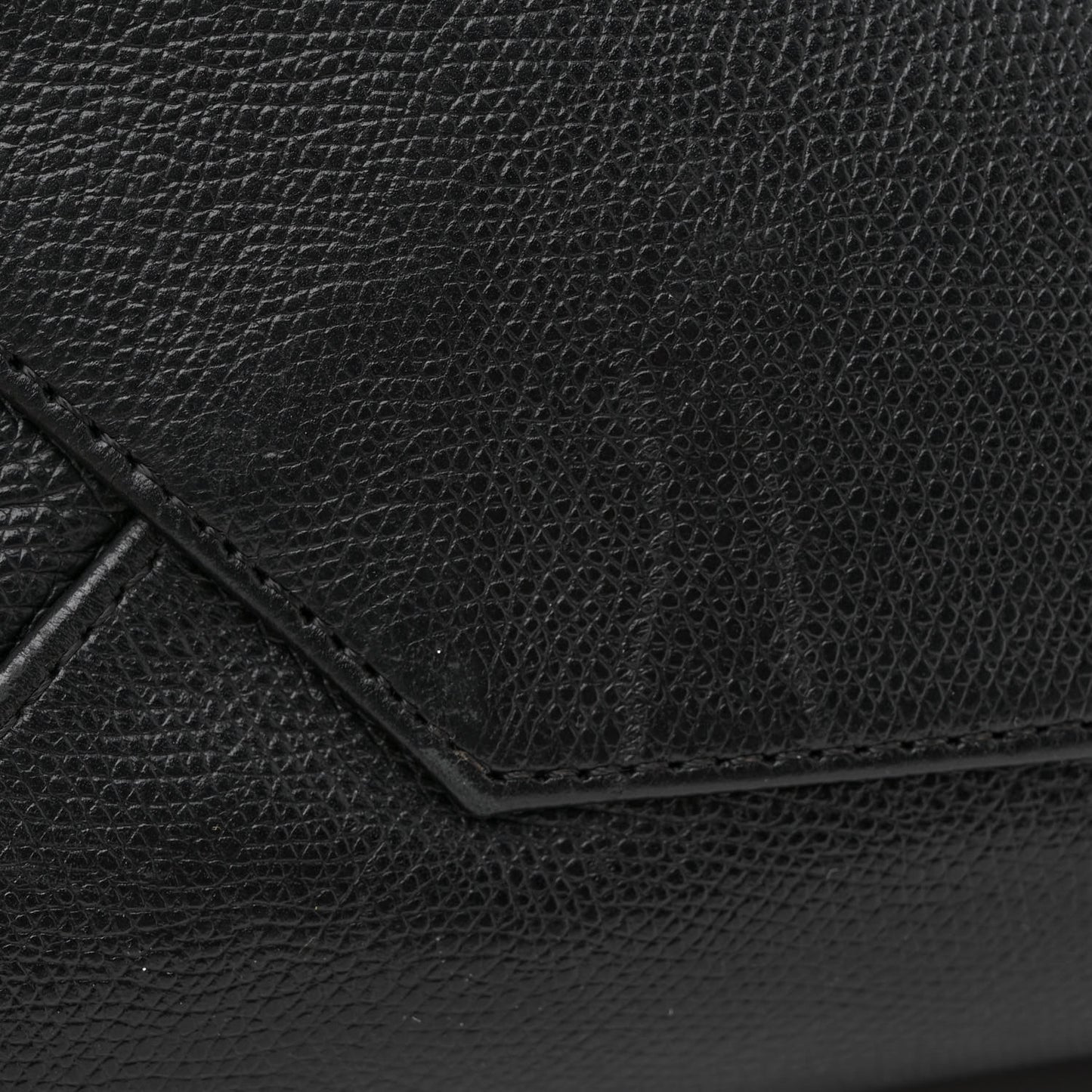 Grained Calfskin Small Vertical Cabas Black