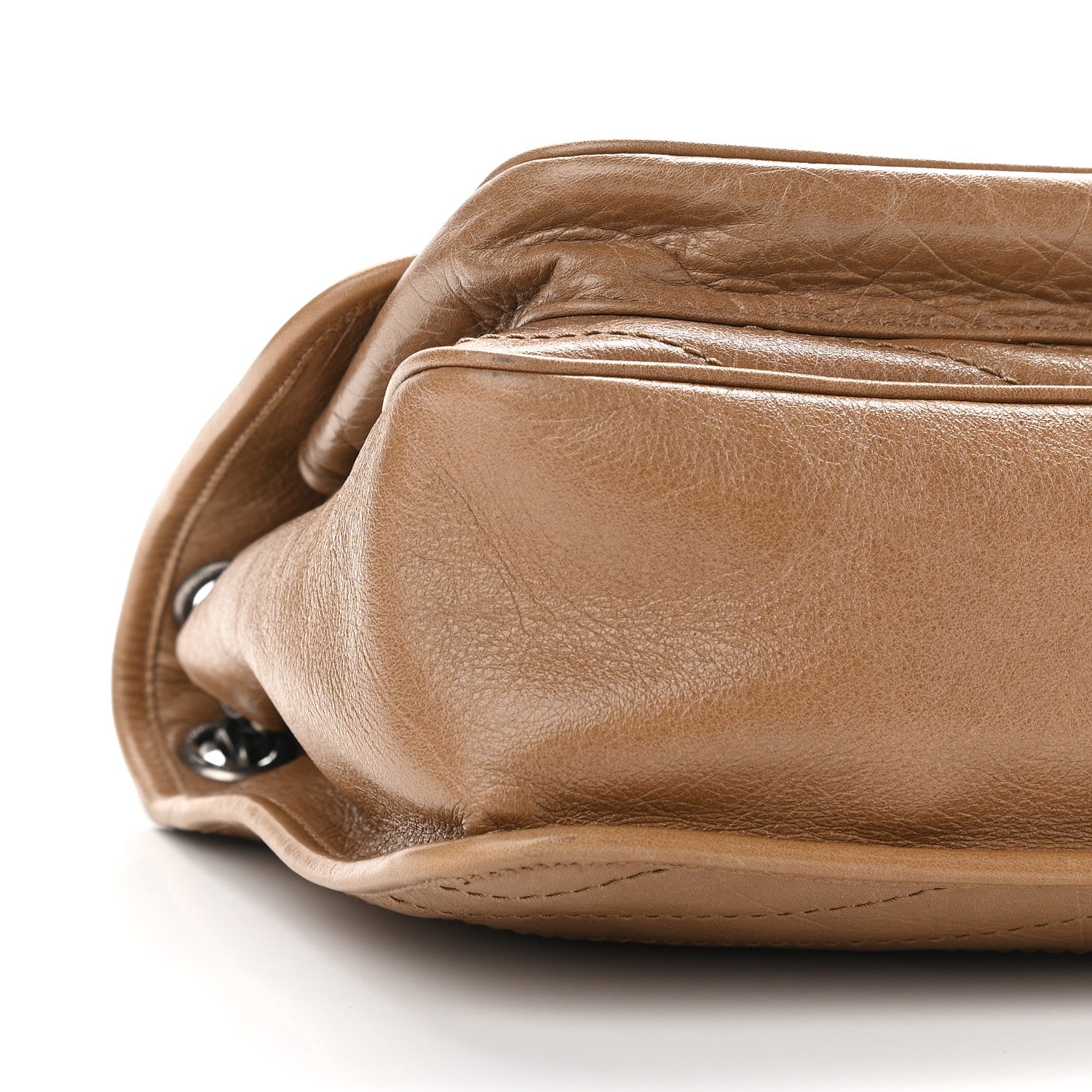 Saint Laurent Crinkled Calfskin Matelasse Monogram Medium Niki Chain Satchel Caramel 7 of 8