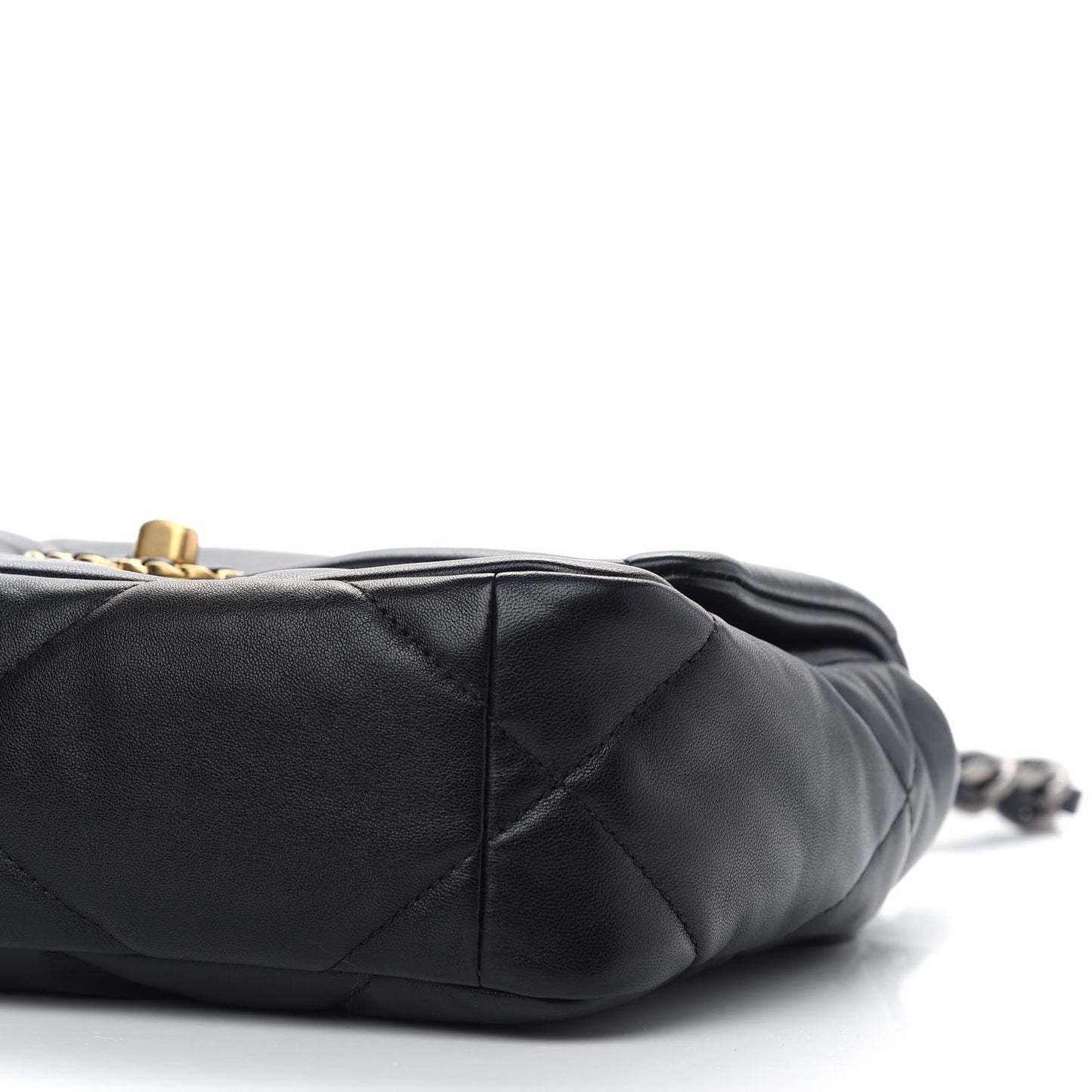 Lambskin Quilted Medium Chanel 19 Flap Black