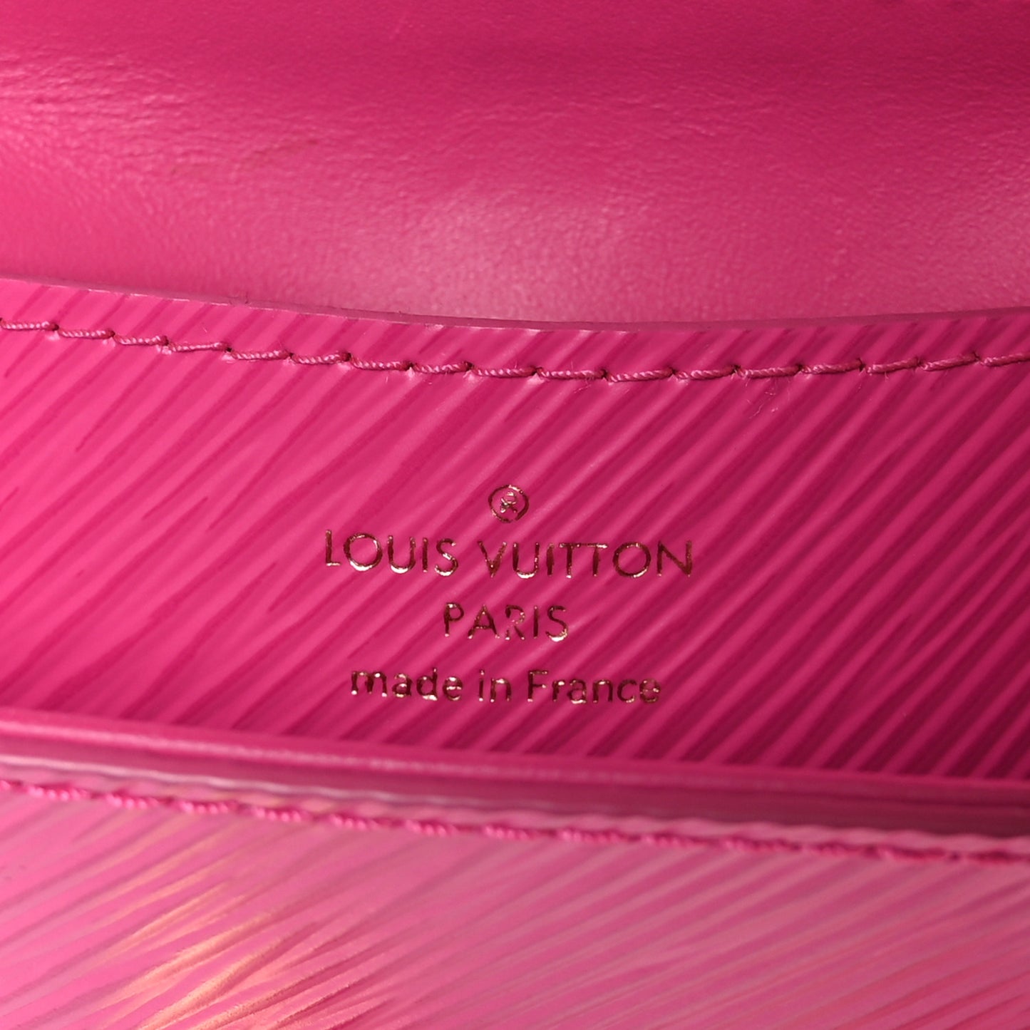 Epi Twist Braided Chain Shoulder Bag PM Rose Miami Pink