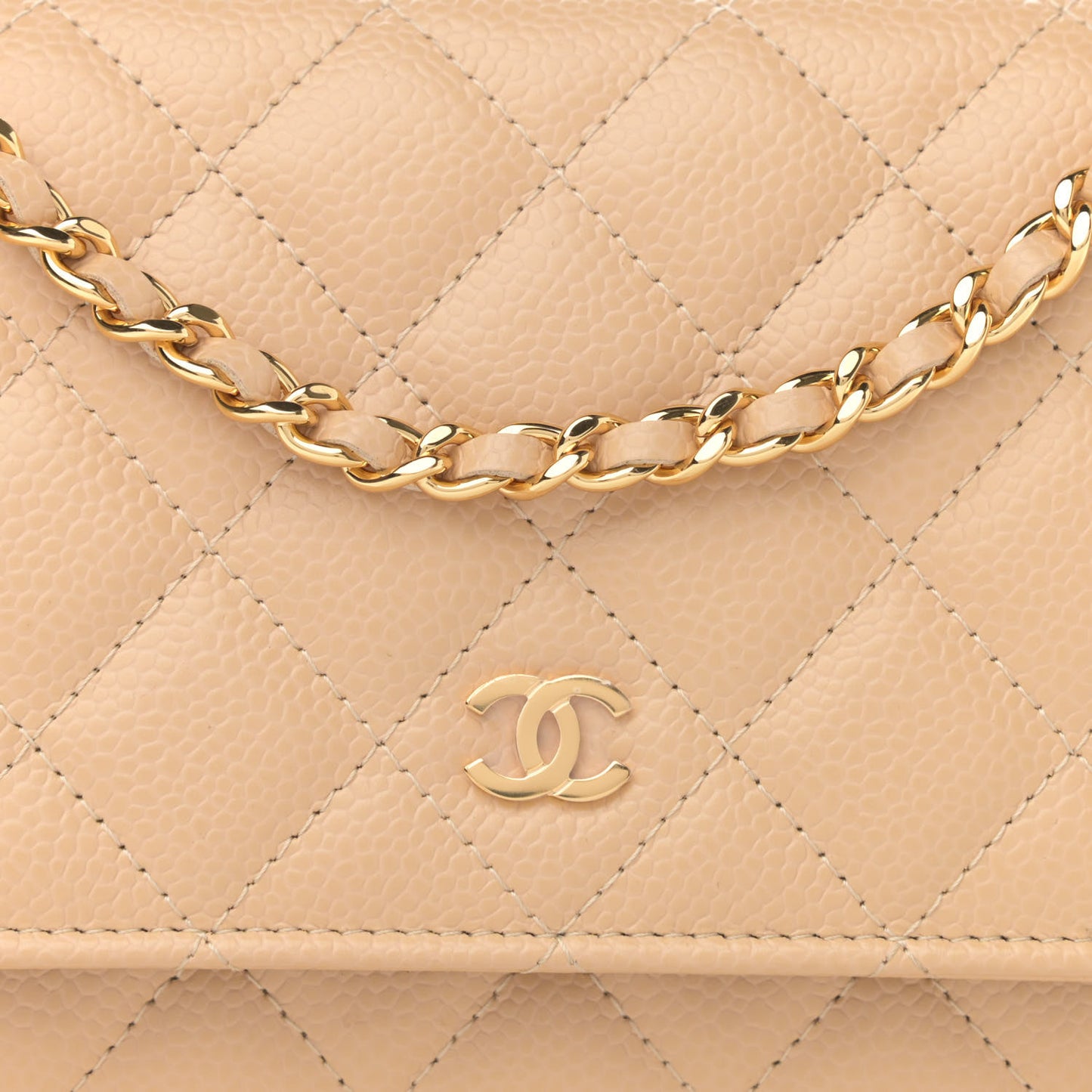 Caviar Quilted Wallet On Chain WOC Beige