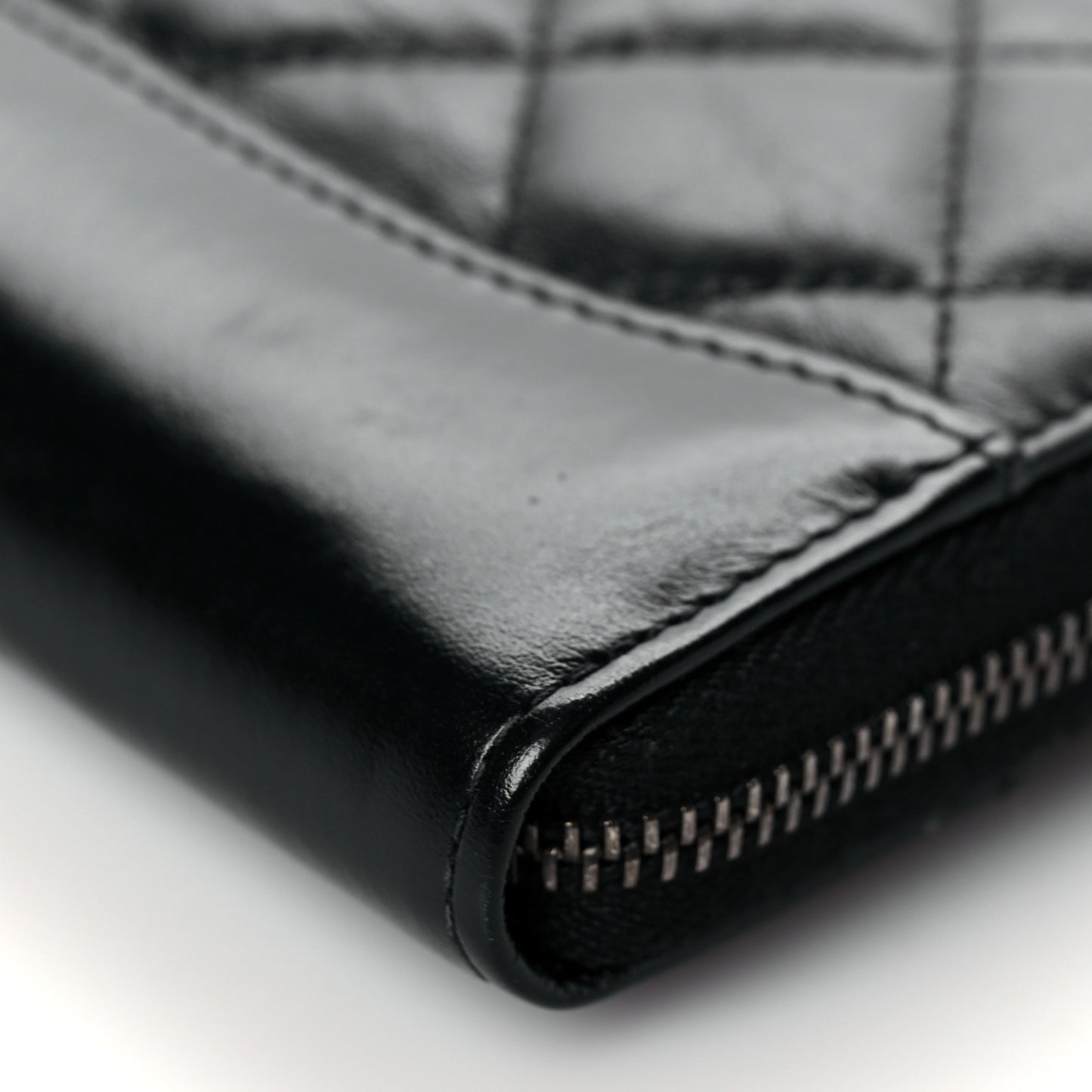 Aged Calfskin Quilted Small Gabrielle Zip Around Wallet Black