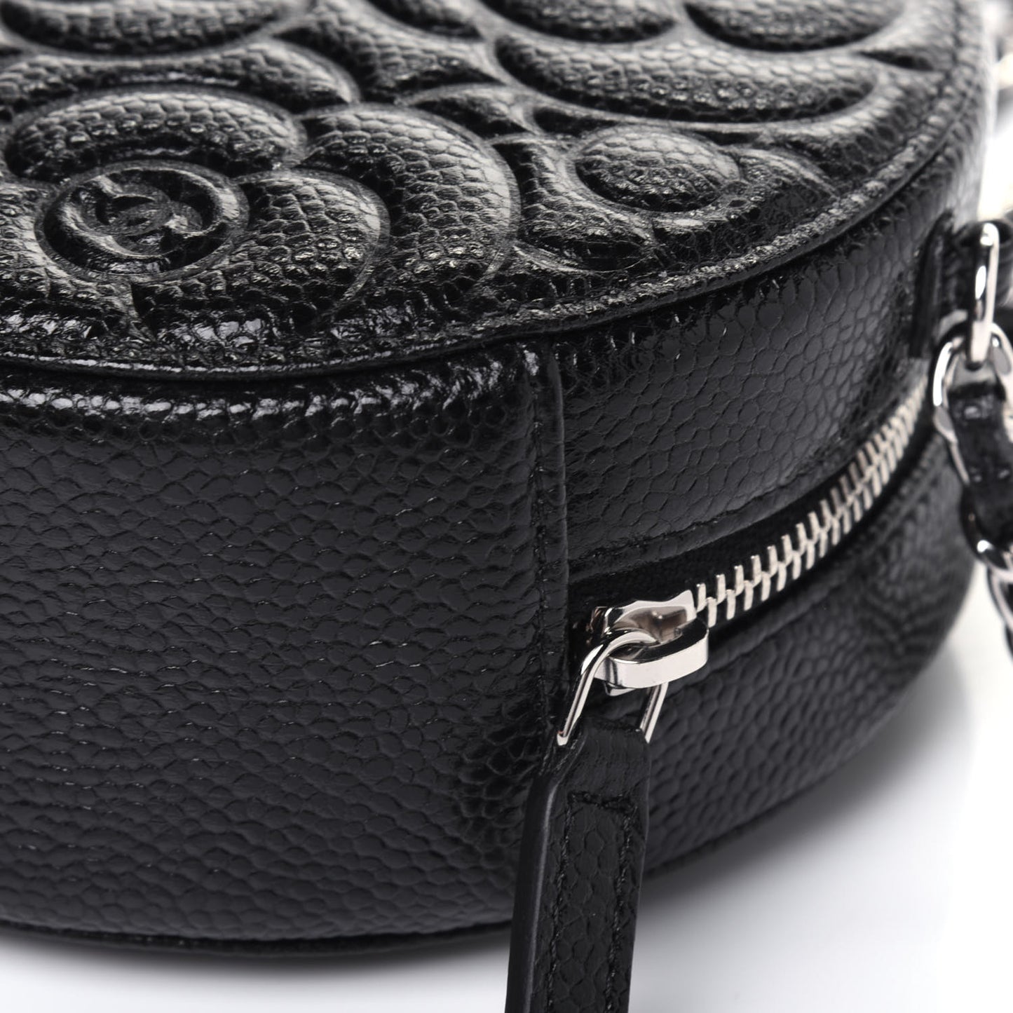 Caviar Camellia Embossed Round Clutch With Chain Black