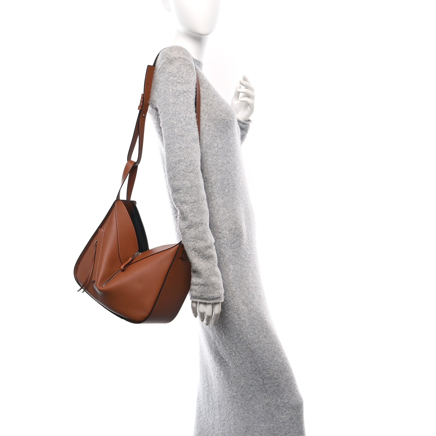 Loewe Calfskin Small Hammock Shoulder Bag Tan 2 of 9