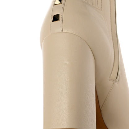 Valentino Garavani Calfskin Rockstud 90mm Ankle Boots 40 Light Ivory 9 of 11