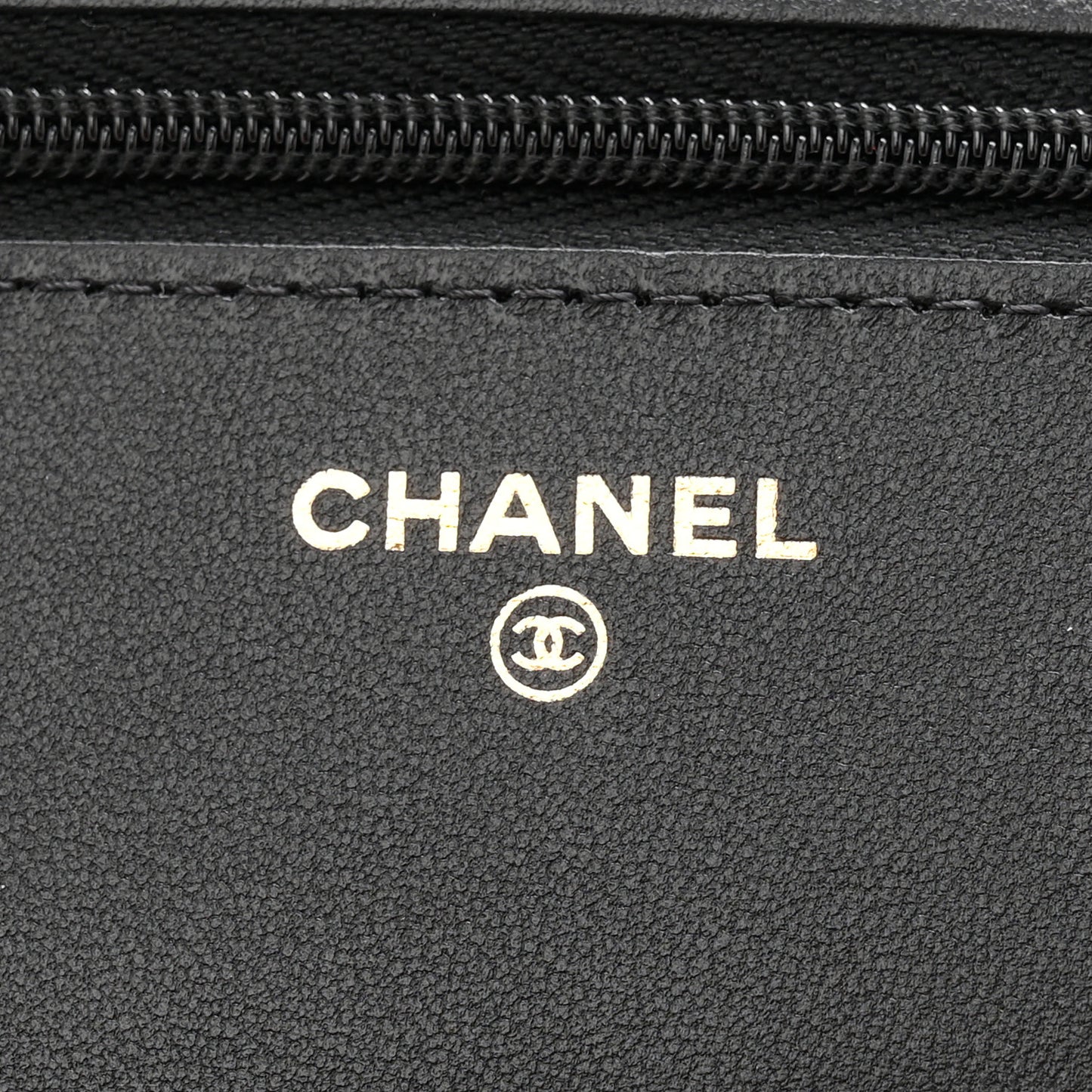 Lambskin Quilted Wallet On Chain WOC Black