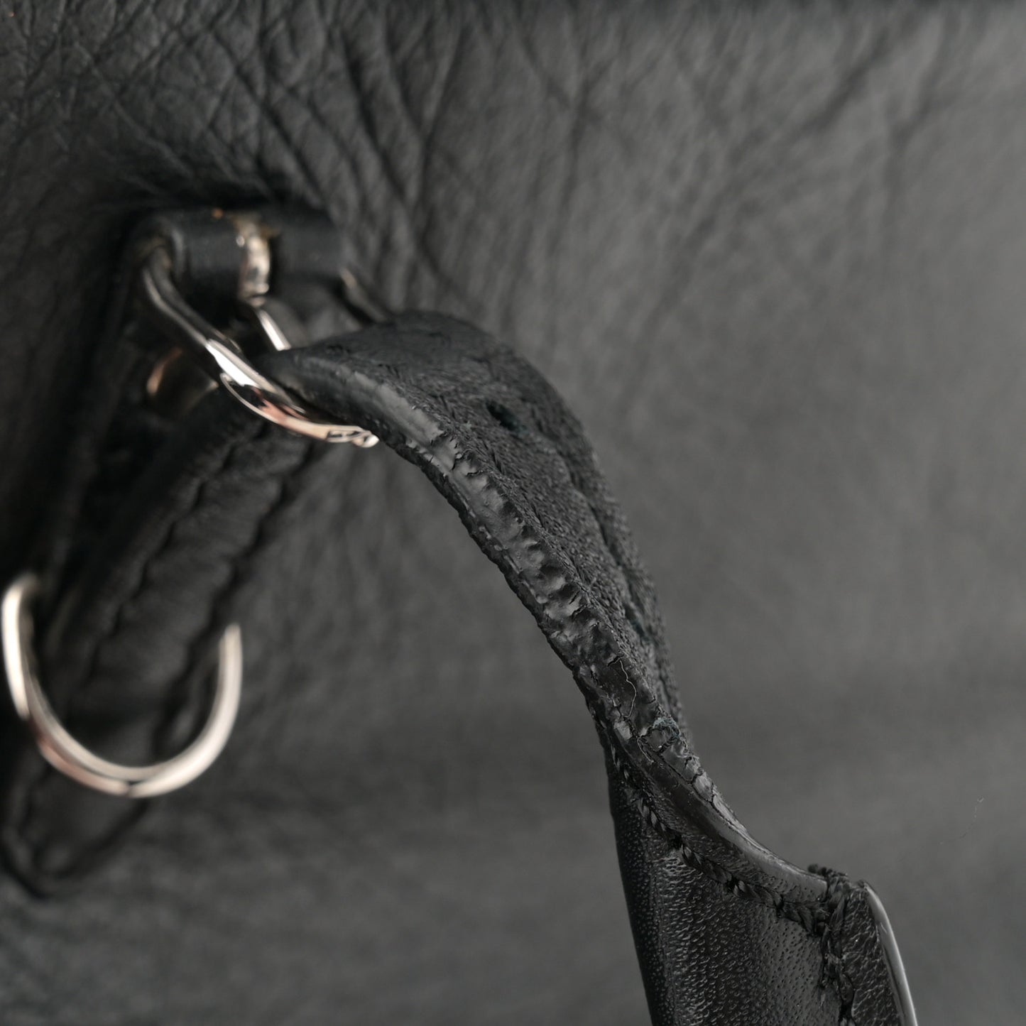 Veau Papier A5 Zip Around Tote Tote Black