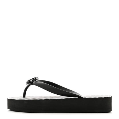 Gucci Rubber Chevron Womens GG Thong Sandals 36 Black 1 of 8