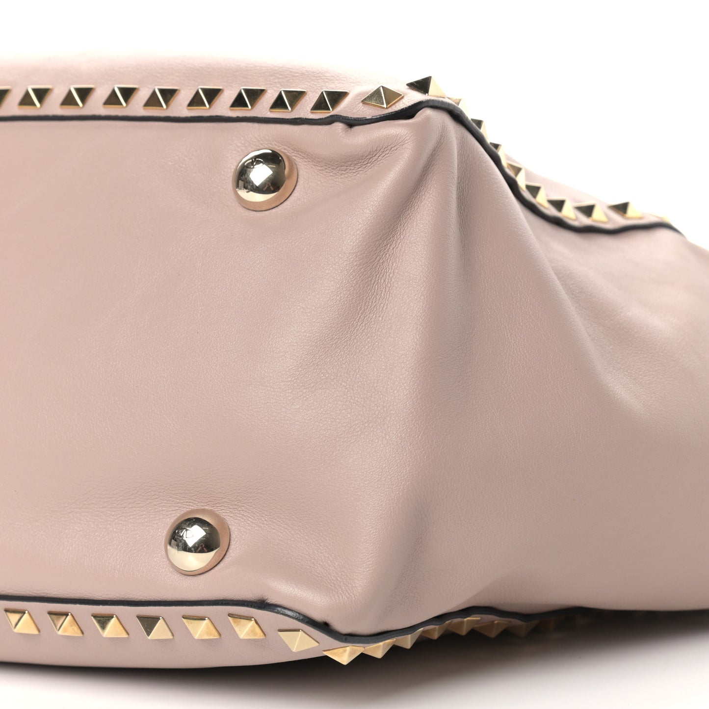 Vitello Medium Rockstud Tote Poudre