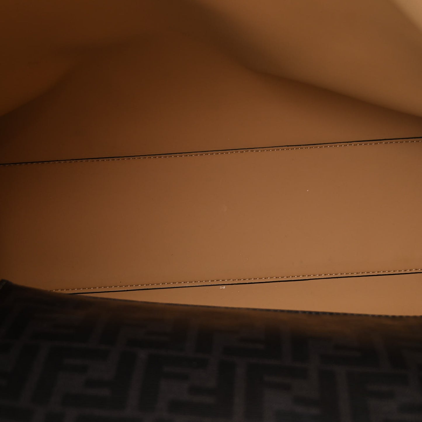 Cuoio Romano Glazed Fabric FF 1974 Peekaboo X-Lite Fit Asfalto Mou Black