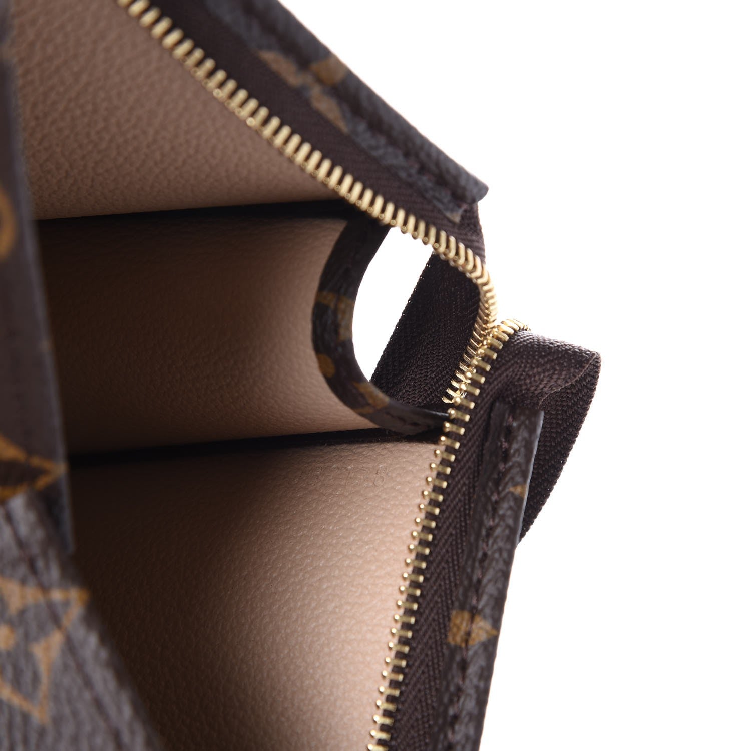 Louis Vuitton Monogram Toiletry Pouch 19 7 of 8