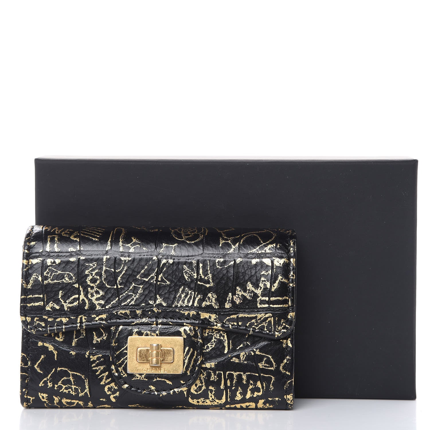 Chanel Calfskin Crocodile Embossed Graffiti 2.55 Cocodile Reissue Flap Card Holder Black Gold 9 of 9