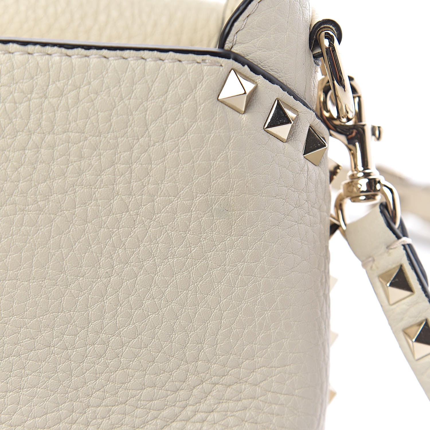 Valentino Garavani Pebbled Calfskin Rockstud Single Handle Flap Bag Light Ivory 8 of 15