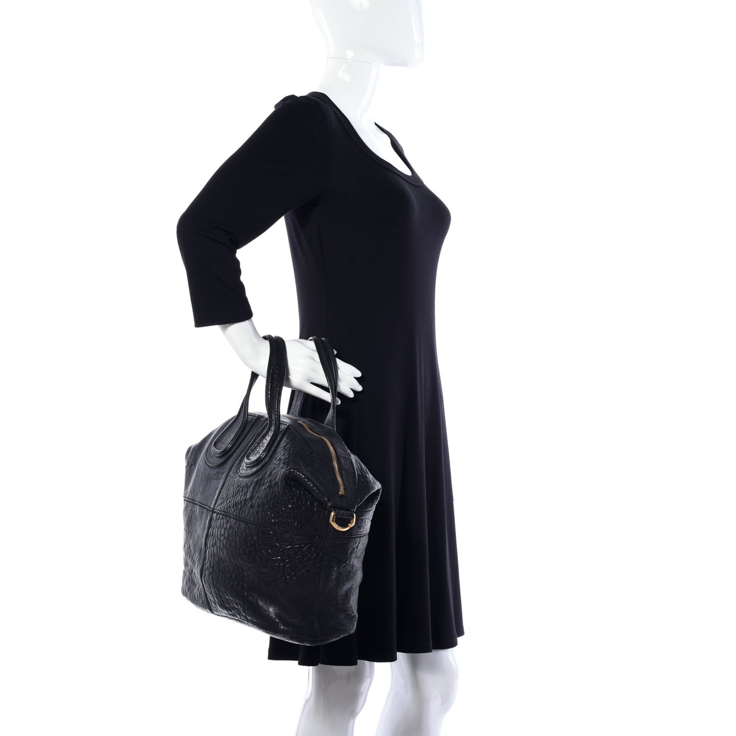 Pebbled Sheepskin Medium Nightingale Black