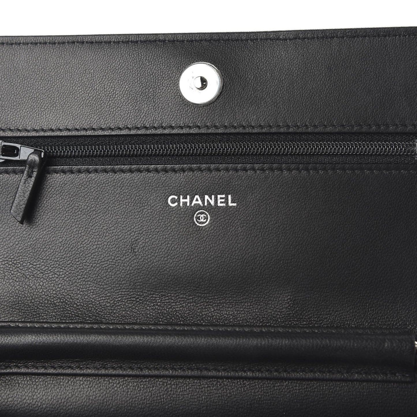 Calfskin Whipstitch Wallet On Chain WOC Black