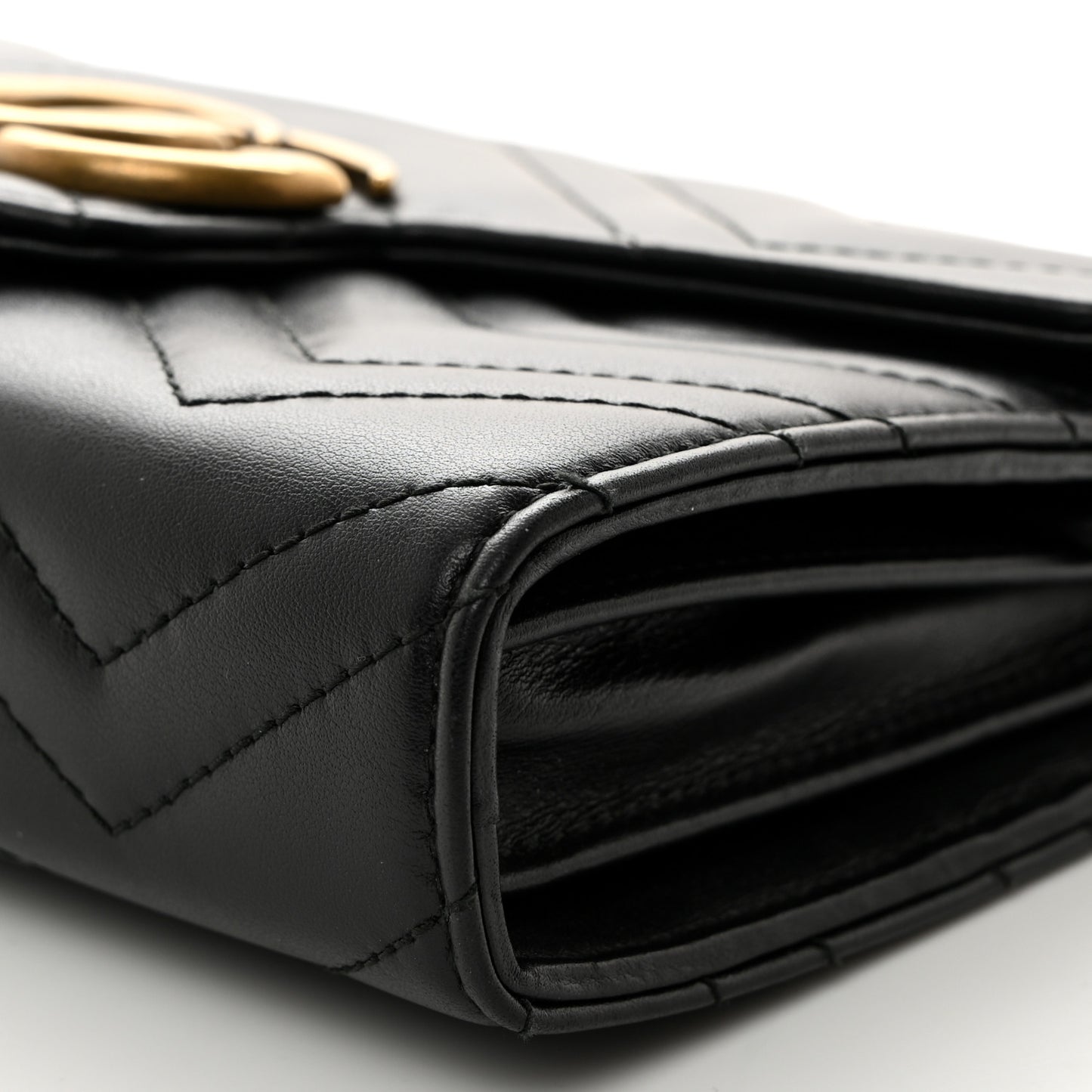 Calfskin Matelasse GG Marmont Chain Wallet Black