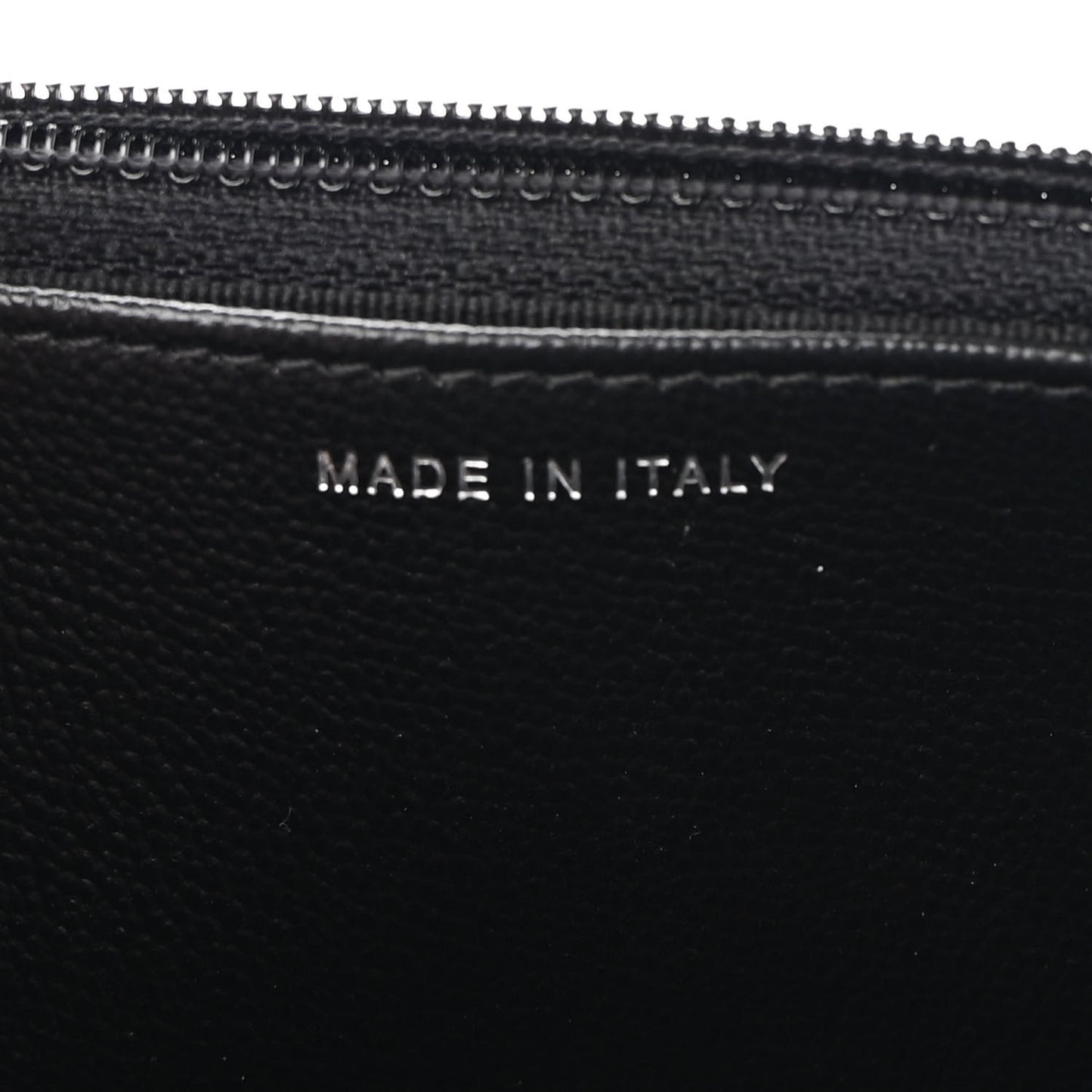 Grained Calfskin Quilted CC Box Wallet On Chain WOC Black