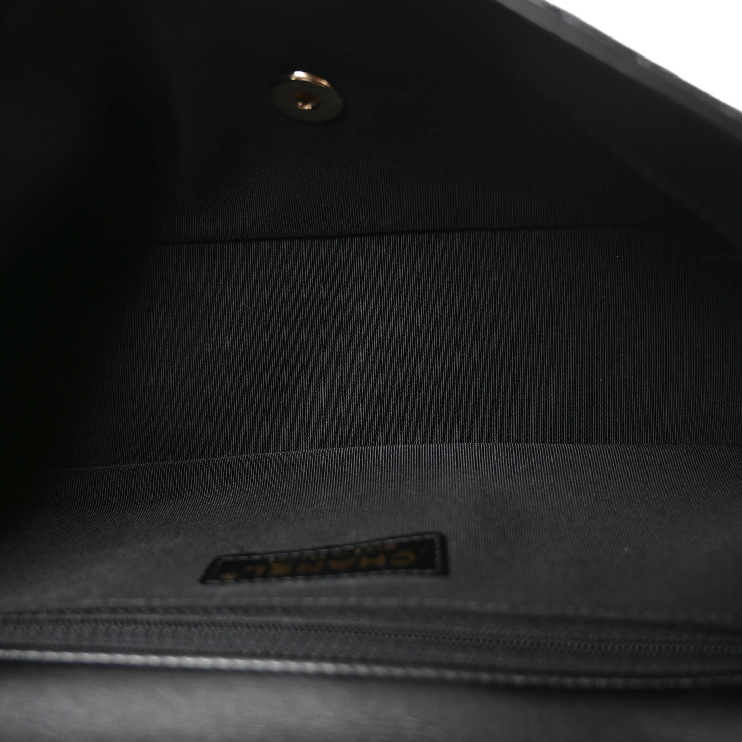 Crumpled Calfskin Medium Chain All Over Flap Black