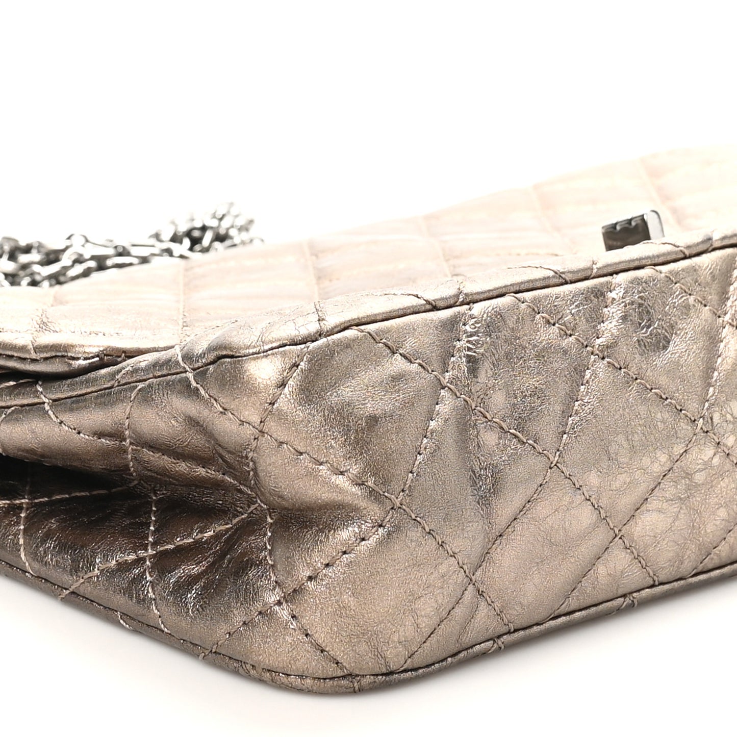 Metallic Aged Calfskin Quilted 2.55 Reissue 226 Flap Dark Gold