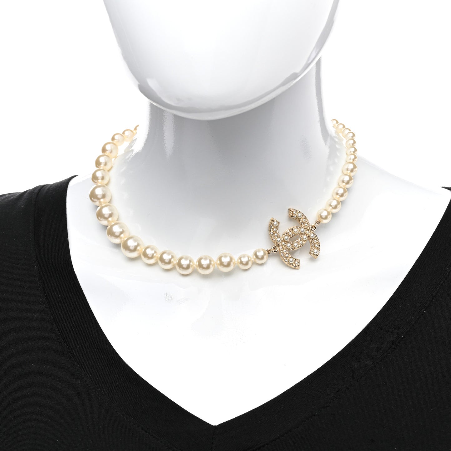 Graduated Pearl CC Short Necklace Gold