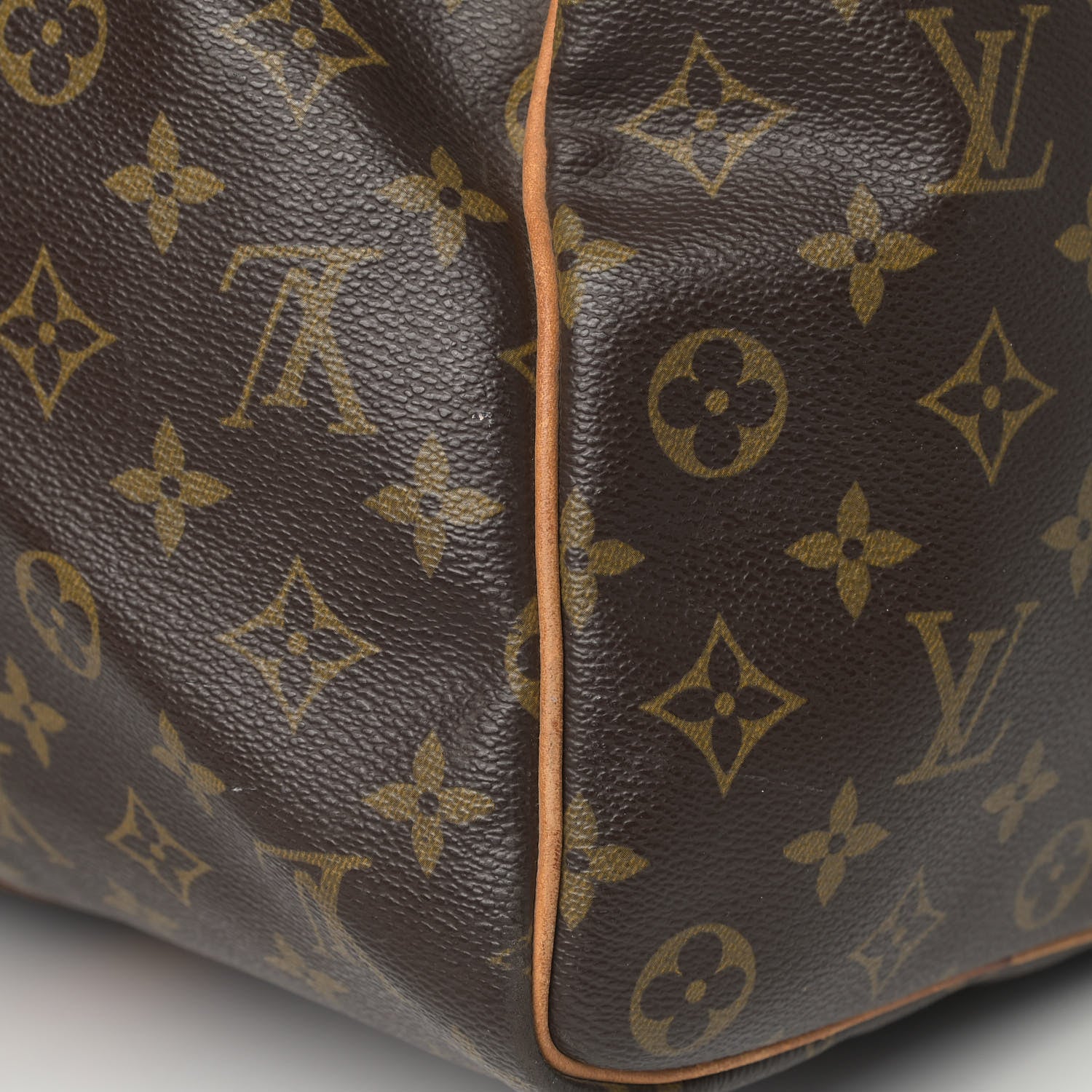 Louis Vuitton Monogram Keepall 45 22 of 23