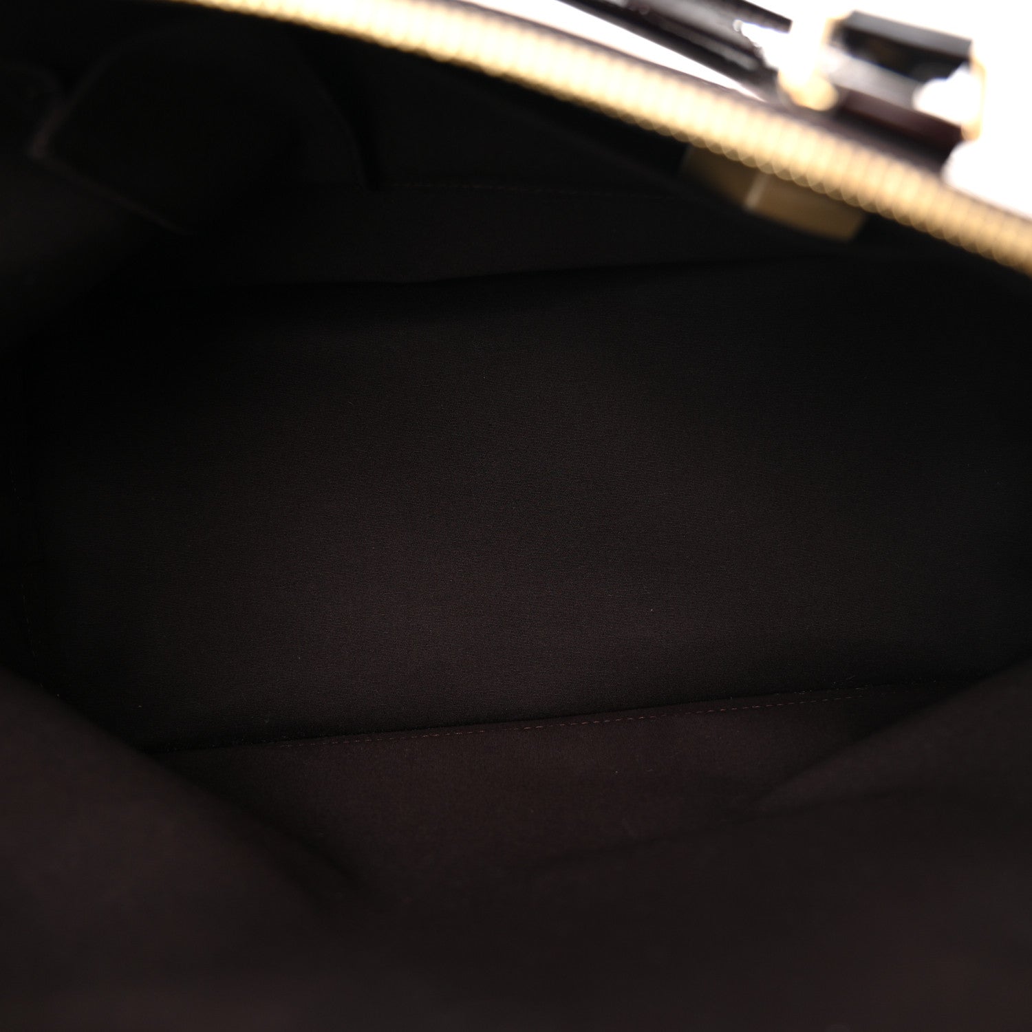 Louis Vuitton Vernis Alma GM Amarante 5 of 9