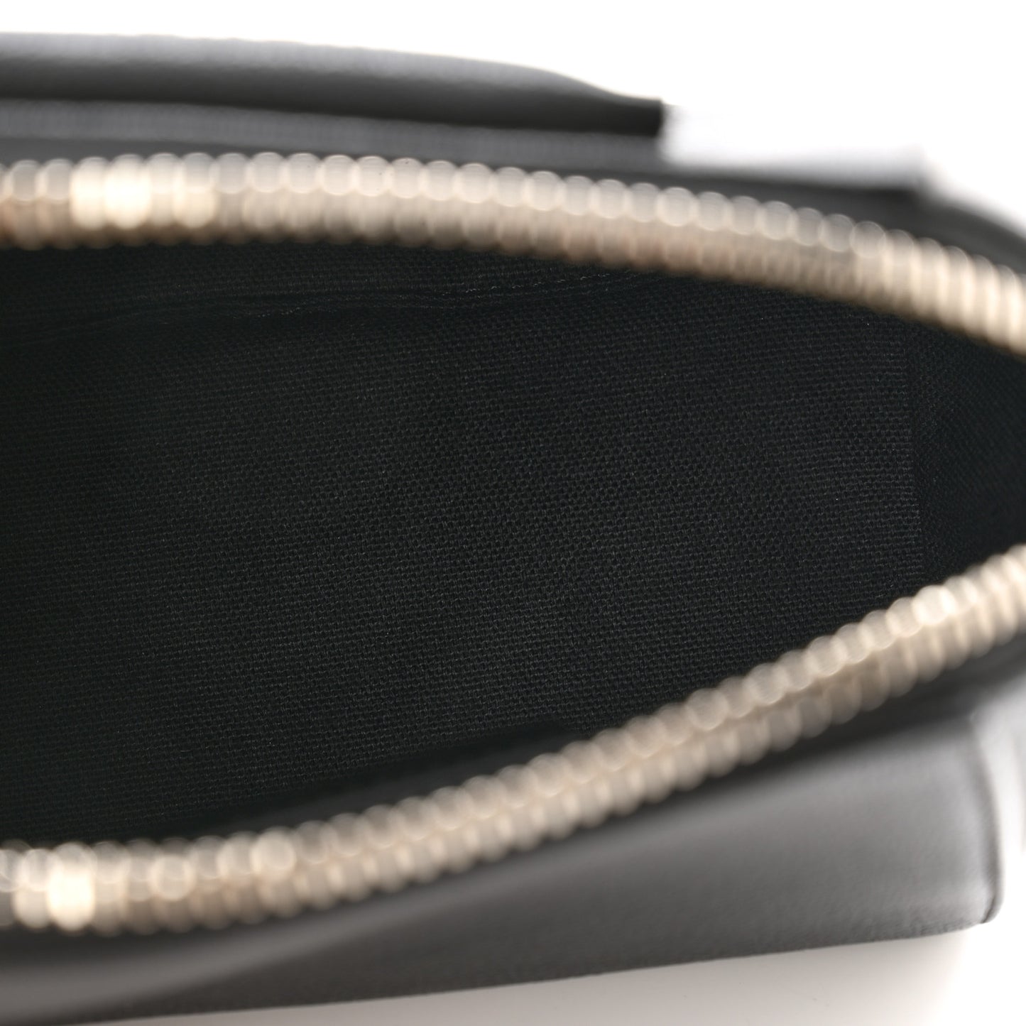 Sugar Goatskin Small Antigona Beauty Wristlet