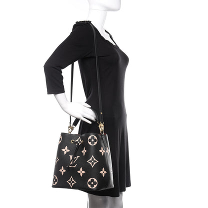 Louis Vuitton Empreinte Monogram Giant Neonoe MM Black Beige 2 of 11