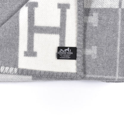Hermes Wool Cashmere Avalon III Blanket Ecru Gris Clair 3 of 3