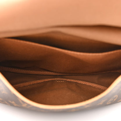 Louis Vuitton Monogram Saumur 30 6 of 11