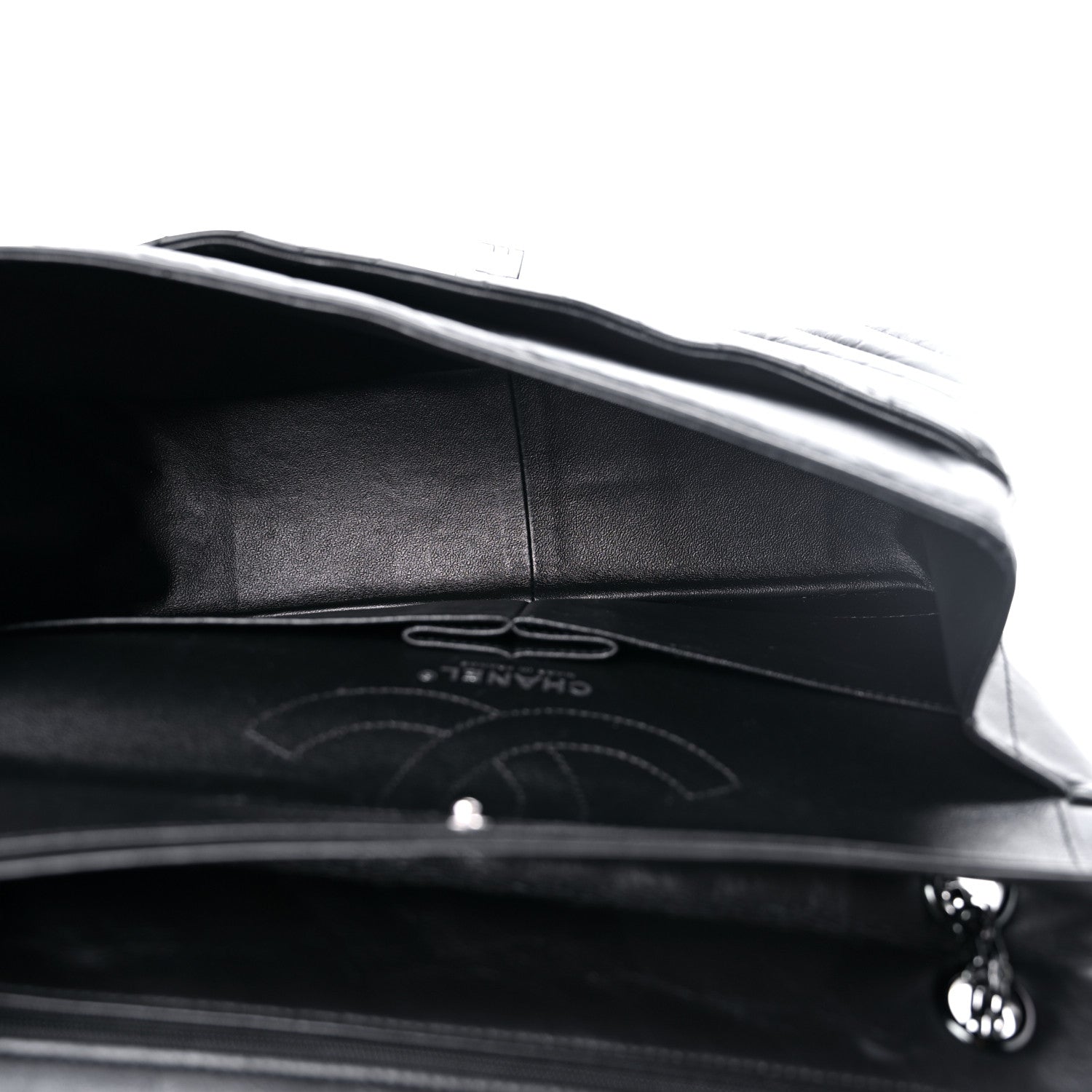 Chanel Aged Calfskin Chevron Quilted 2.55 Reissue 226 So Black 5 of 12