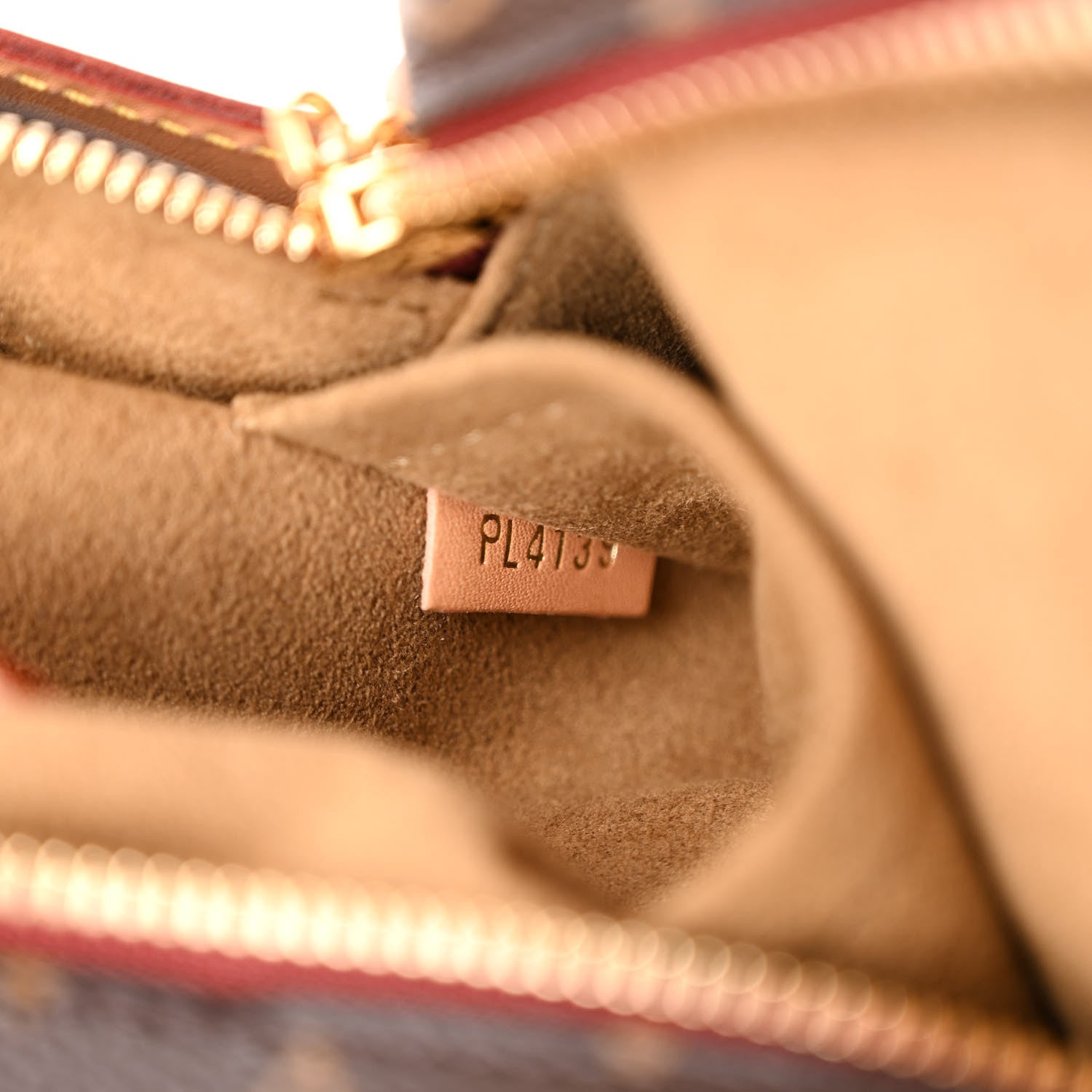Louis Vuitton Monogram Boite Chapeau Souple MM 7 of 11