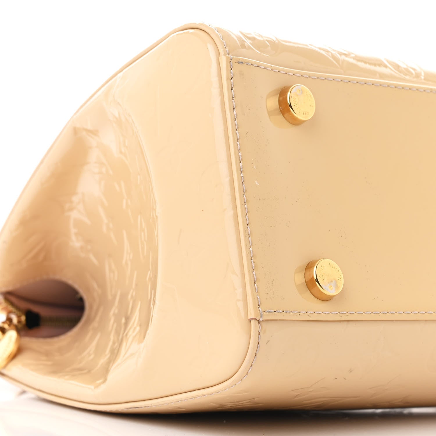 Louis Vuitton Vernis Brea GM Blanc Corail 9 of 13