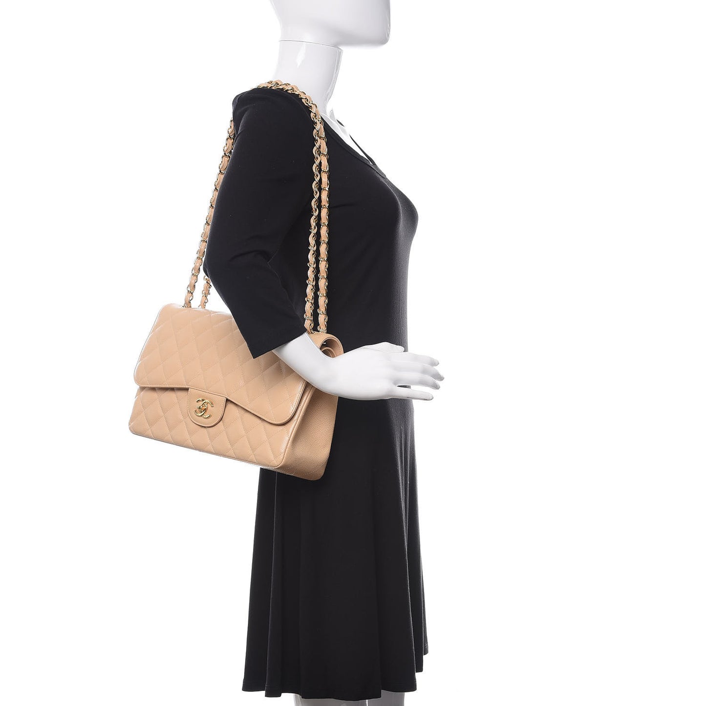 Caviar Quilted Jumbo Double Flap Beige Clair