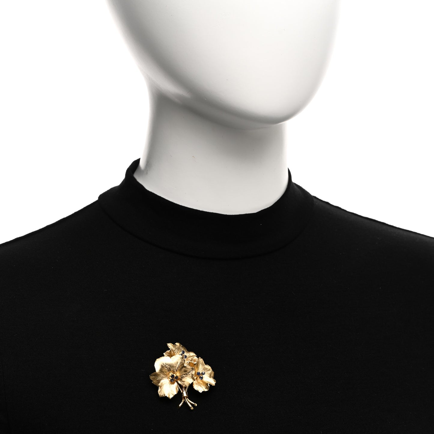 18K Yellow Gold Blue Sapphire Floral Pin Brooch