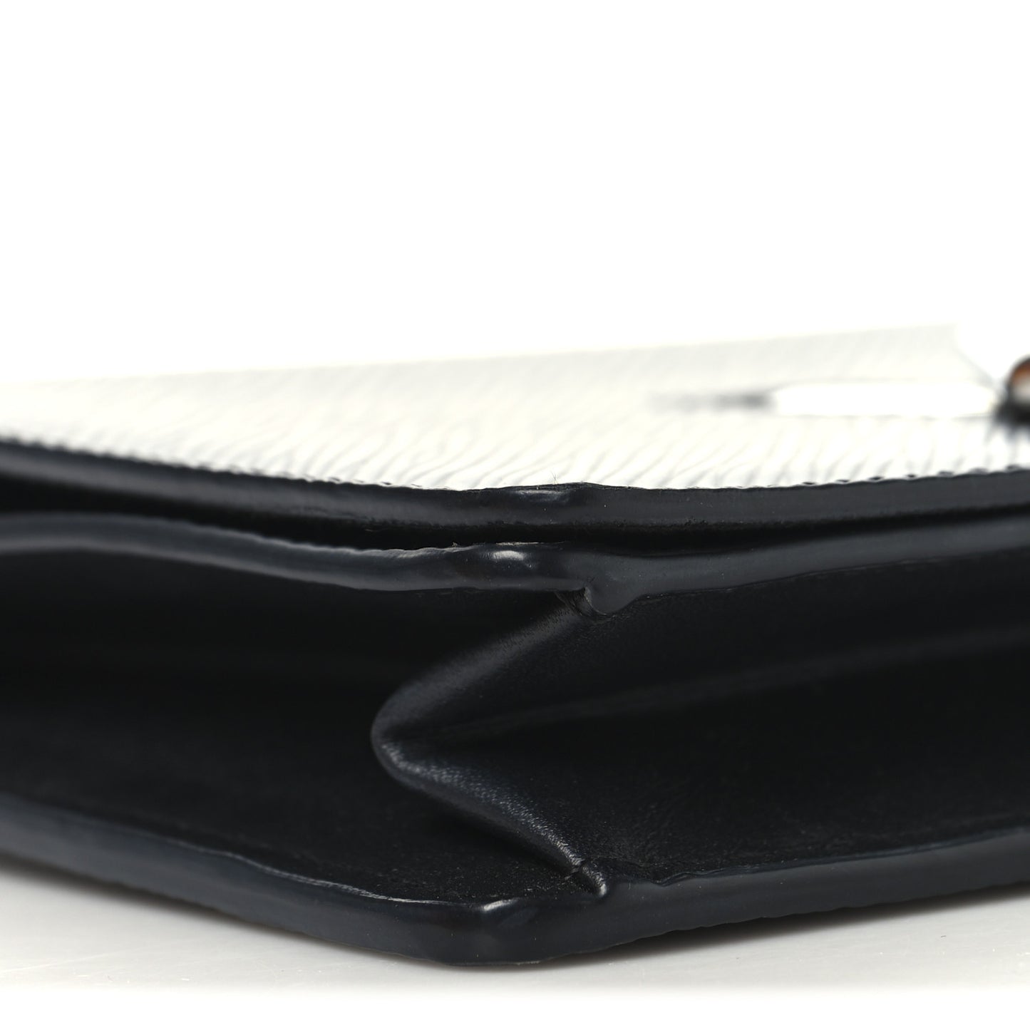 Epi Twist Belt Chain Wallet Black