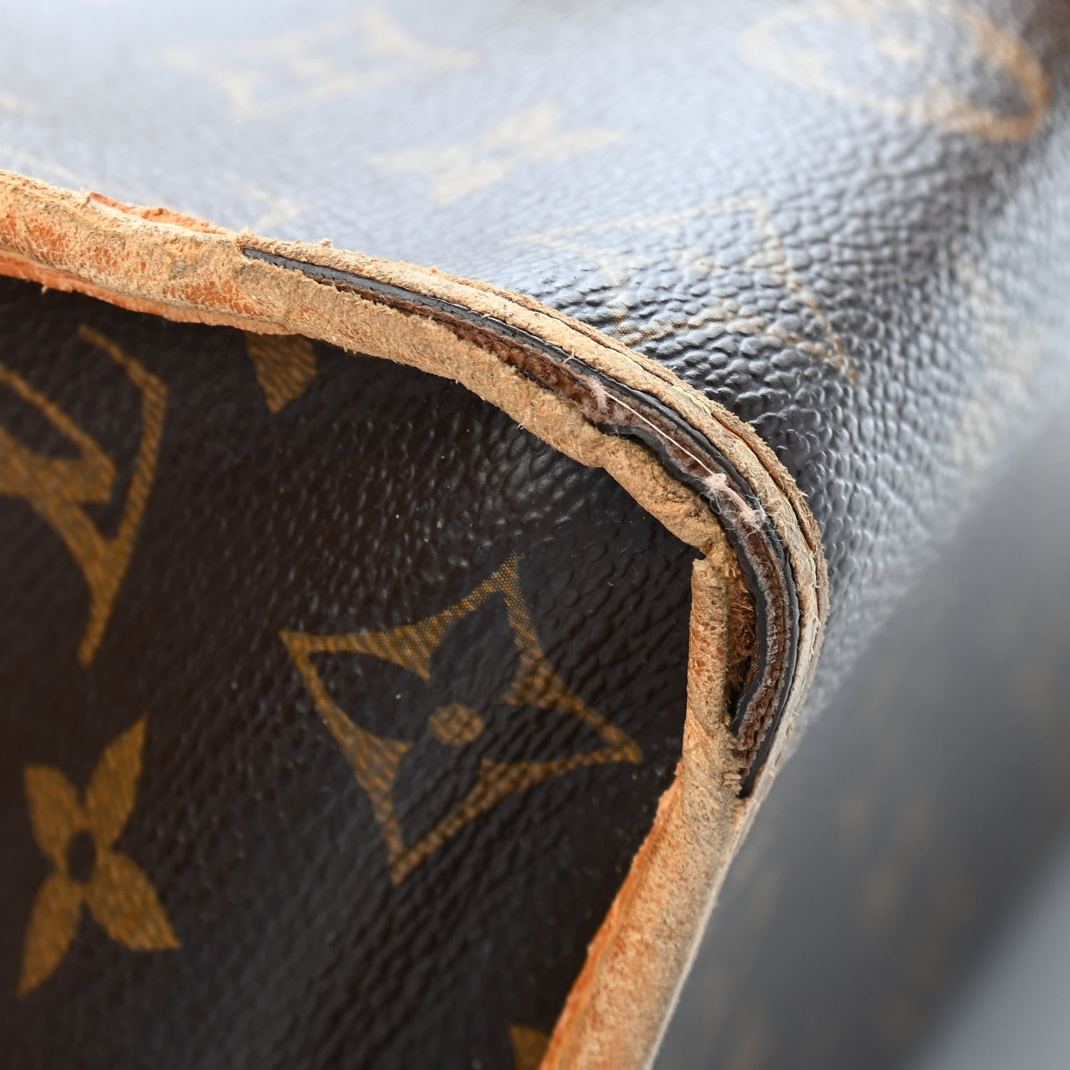 Louis Vuitton Monogram Popincourt Haut 11 of 14
