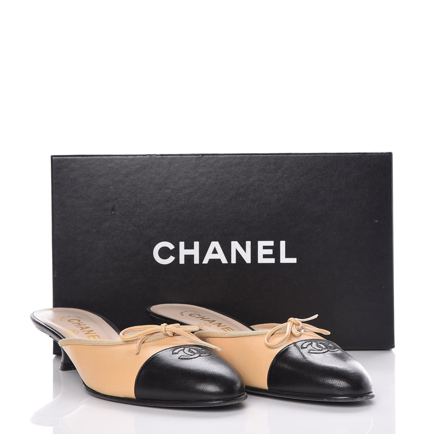 Lambskin Cap Toe CC Mules 37.5 Beige Black