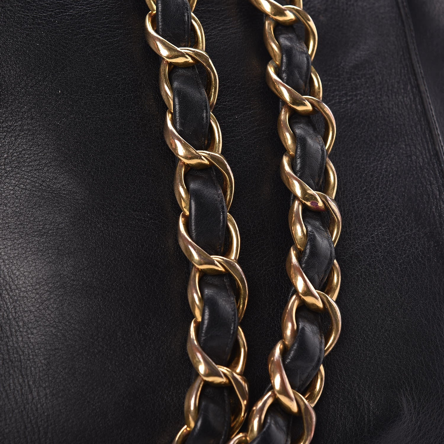 Chanel Lambskin CC Tote Black 22 of 24
