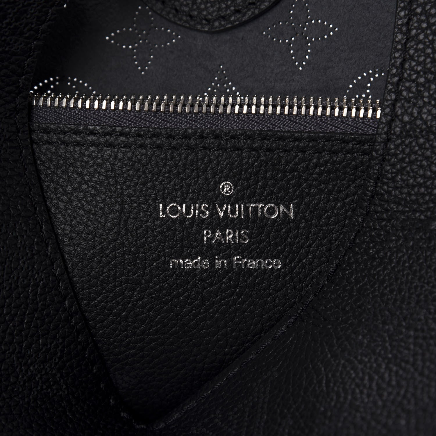 Louis Vuitton Mahina Carmel Hobo Black 8 of 9